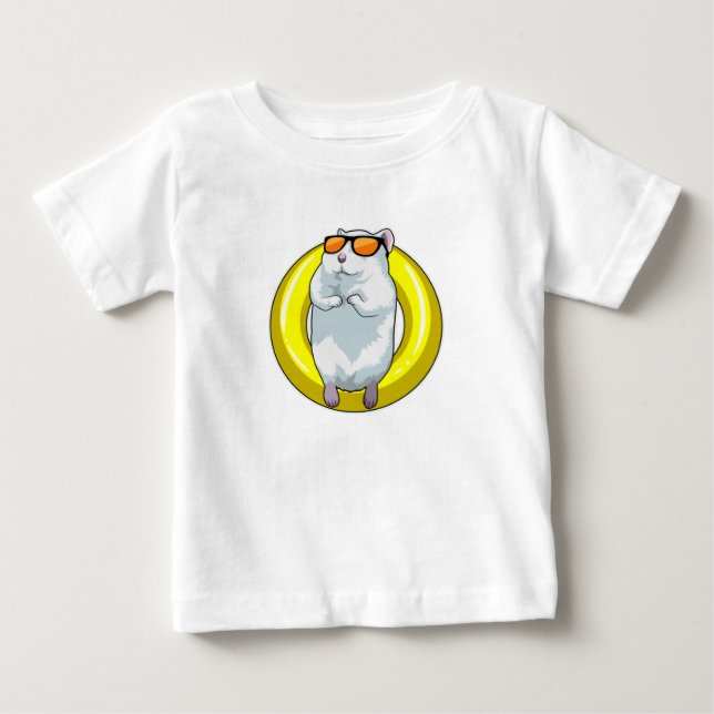 T-shirt Pour Bébé Hamster à la natation avec anneau de natation (Devant)