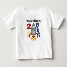 La deuxième chemise de Rocket d'anniversaire,