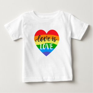 T-shirt Pour Bébé L'amour est l'amour le coeur arc-en-ciel