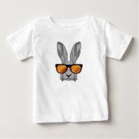 Lapin avec lunettes de soleil