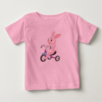 T-shirt Pour Bébé Lapin Mignon Sur Tricycle Bébé