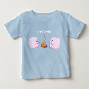 T-shirt Pour Bébé Mignons marshmallows roses près d'un feu de camp d