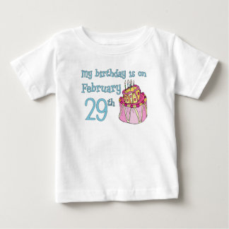 T-shirt Pour Bébé Mon anniversaire est le 29 février