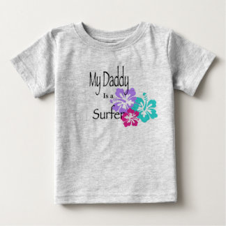 T-shirt Pour Bébé Mon papa est un surfeur