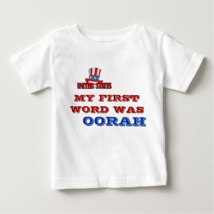 T-SHIRT POUR BÉBÉ MON PREMIER MOT ÉTAIT, OORAH