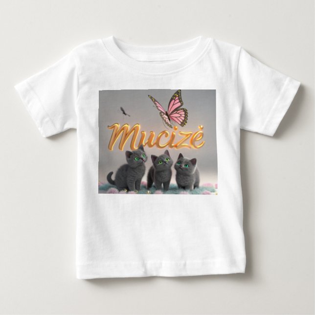 T-shirt Pour Bébé "MUCİZE" — Élégance rêvée avec des chatons et des  (Devant)