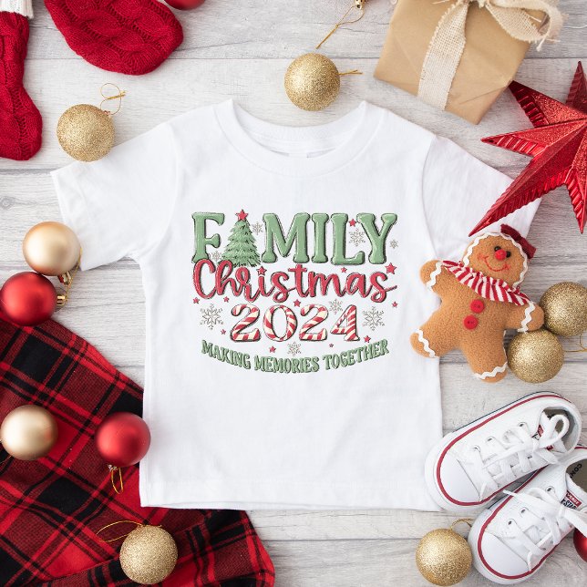 T-shirt Pour Bébé Noël de famille 2024 (Créateur téléchargé)