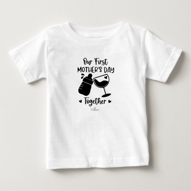 T-shirt Pour Bébé Notre première fête des mères ensemble, cadeau de  (Devant)