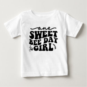 T-shirt Pour Bébé One Sweet Bee Day Girl - 1st Birthday Shirt