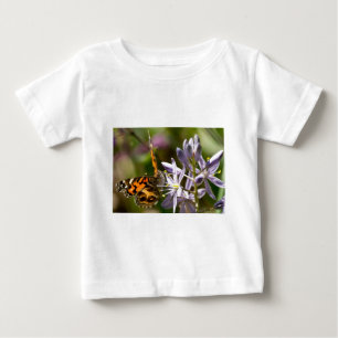 T-shirt Pour Bébé Papillon orange sur les vêtements et les cadeaux d