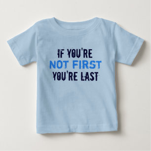 T-shirt Pour Bébé Pas la première dernière petite tete bleue
