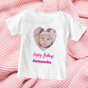 T-shirt Pour Bébé Photo cœur nom anniversaire fille rose