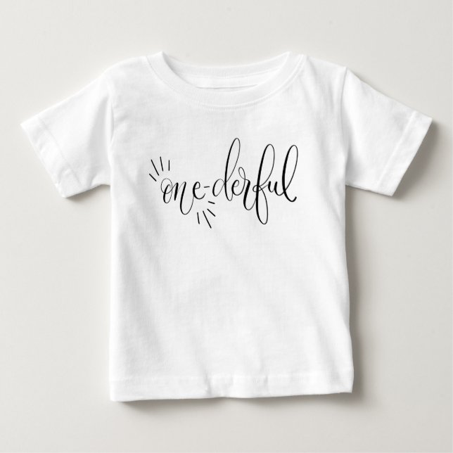 T-shirt Pour Bébé Première pièce en t merveilleuse d'anniversaire (Devant)