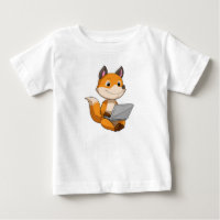 Renard avec ordinateur portable