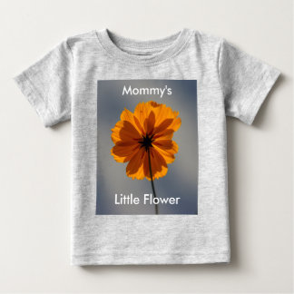 T-shirt Pour Bébé Robe de bébé en petite fleur de maman