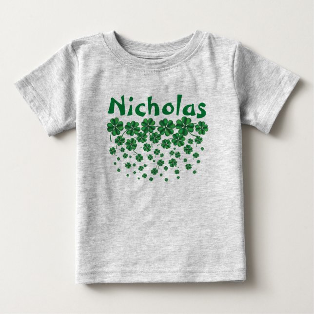 T-shirt Pour Bébé Saint Patrick’s Day Nom personnalisé avec shamrock (Devant)