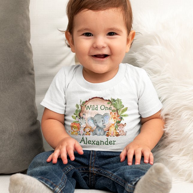 T-shirt Pour Bébé Sauvage Un 1er Anniversaire Safari Animaux Bois Ve (Customize to change text color. Many sizes to choose from.)