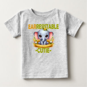 T-shirt Pour Bébé Un jeu de mots amusant de Cutie. Caricature de Bab