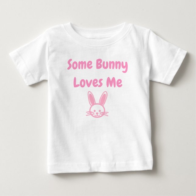 T-shirt Pour Bébé Un Lapin M'Aime (Devant)