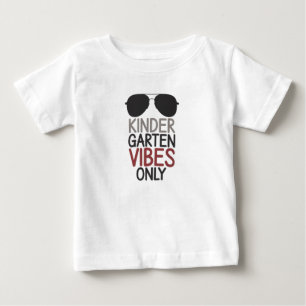 T-shirt Pour Bébé Vibres de maternelle uniquement pour la rentrée sc