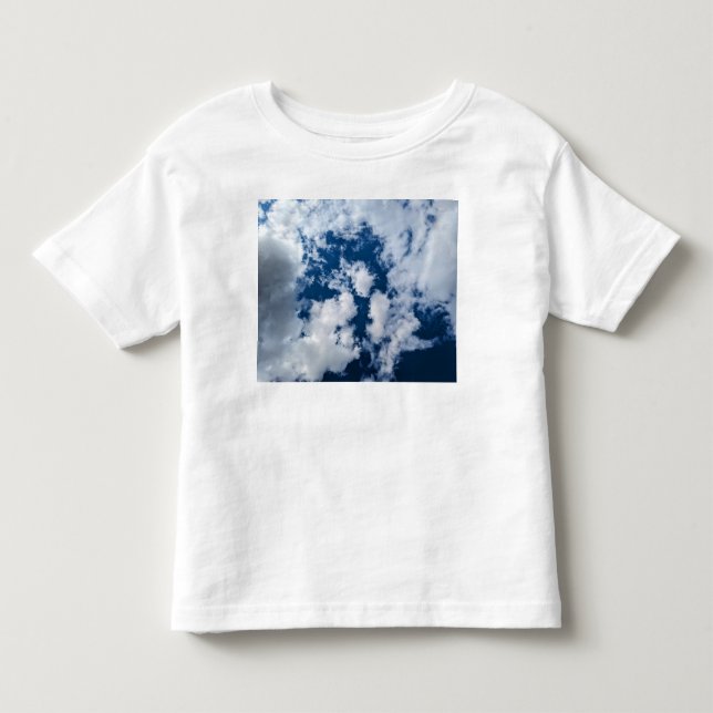 T-shirt Pour Les Tous Petits A swirl in the clouds (Devant)