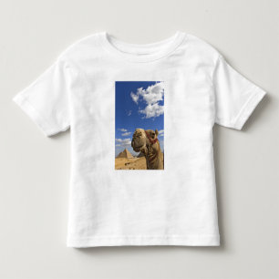 T-shirt Pour Les Tous Petits Chameau devant les pyramides de Gizeh, Egypte,