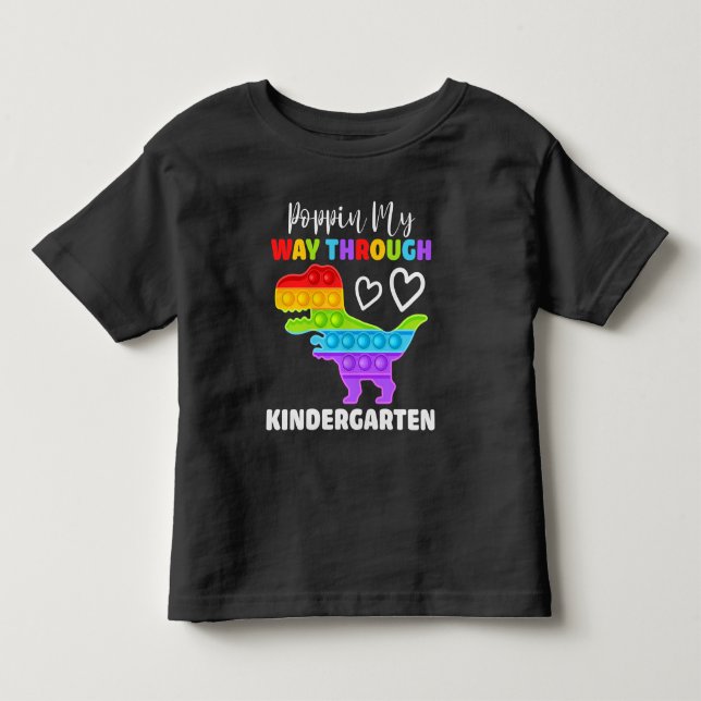 T-shirt Pour Les Tous Petits Dinosaur Poppin My Way Through Kindergarten (Devant)
