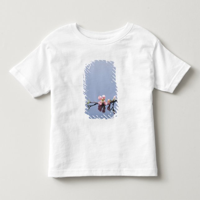 T-shirt Pour Les Tous Petits Fleurs de cerisier sur l'eau (Devant)