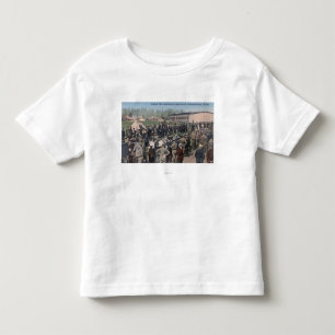 T-shirt Pour Les Tous Petits Hommes rédigés rapportant pour camper Lewis
