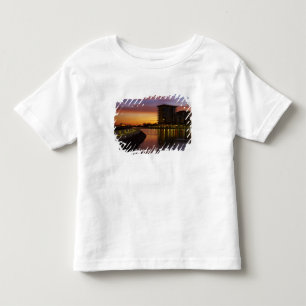 T-shirt Pour Les Tous Petits Lagune de loisirs et appartements au coucher du so