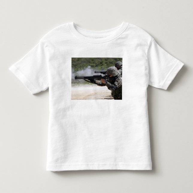 T-shirt Pour Les Tous Petits Marines tirant des fusils de chasse (Devant)