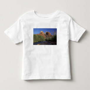 T-shirt Pour Les Tous Petits NA, USA, Arizona, Sedona. Rocher et chêne de la c
