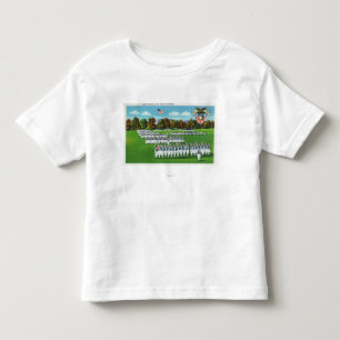 T-shirt Pour Les Tous Petits Un défilé de robe, bande de cadet dans la distan