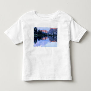 T-shirt Pour Les Tous Petits Zone sauvage Sawtooth, Idaho. USA. Cumulus