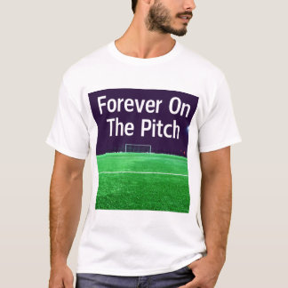 T-shirt Pour Toujours Sur Le Terrain De Football