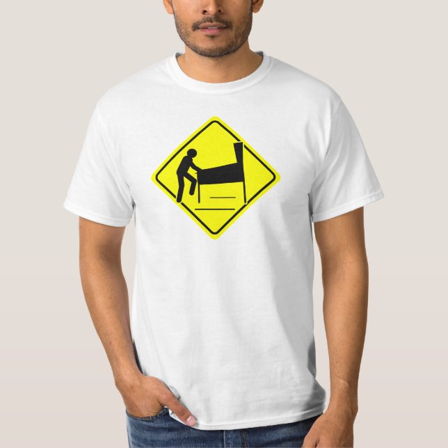 T-shirt PRÉCAUTION - arcade drôle du joueur XING de (Devant)