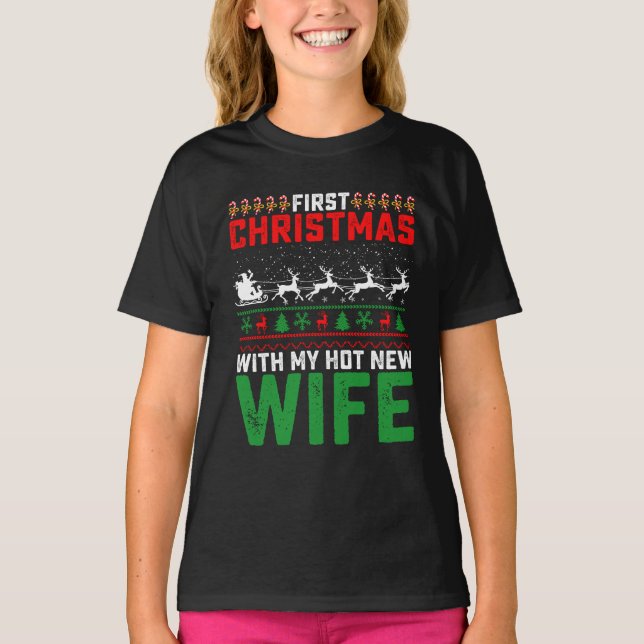 T-shirt Premier Noël Avec Mon Hot New Femme Famille Vilain (Devant)