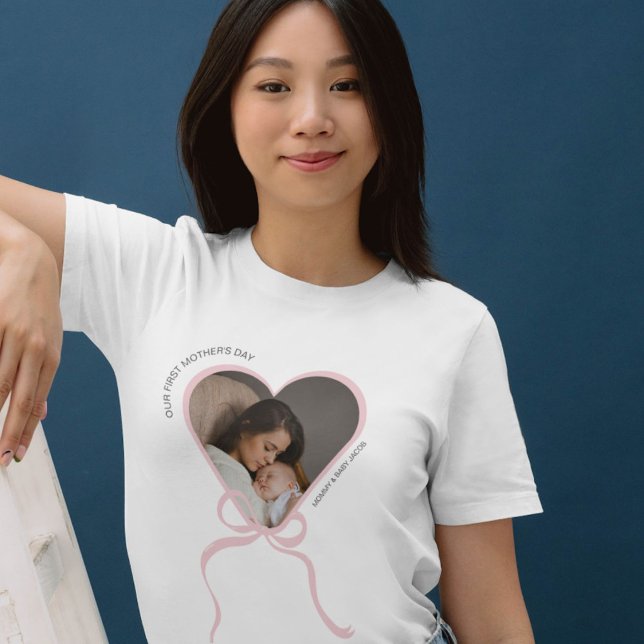 T-shirt Première mère de jour personnalisation amour forme (Créateur téléchargé)