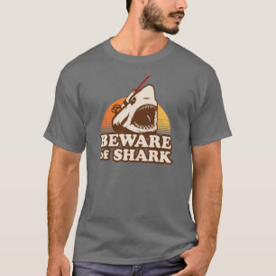 T-shirt Prenez garde des requins avec des rayons laser De