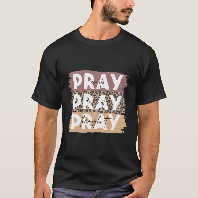 T-shirt Priez Sur Elle Priez À Travers Elle Leopard Ch (Devant)