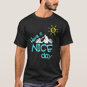 T-shirt Profitez D'Une Jolie Montagne De Jour Avec Le Sole