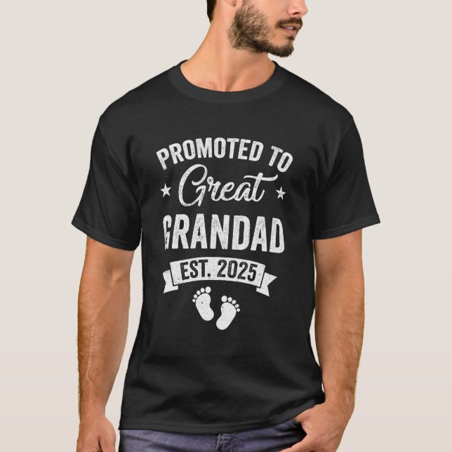 T-shirt Promu À La Grossesse Du Grand Grand-Père Est 2025  (Devant)