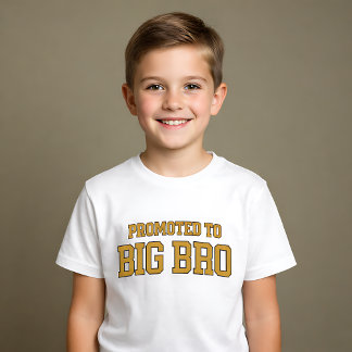 T-shirt Promu dans le style universitaire de grand frère