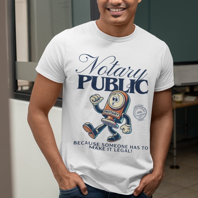 T-shirt Publique Notaire Drôle - Humour Notaire (Mockup of a smiling man wearing a funny notary public t-shirt with a cartoon stamp character )