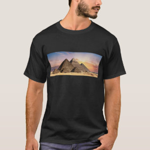 T-shirt pyramides