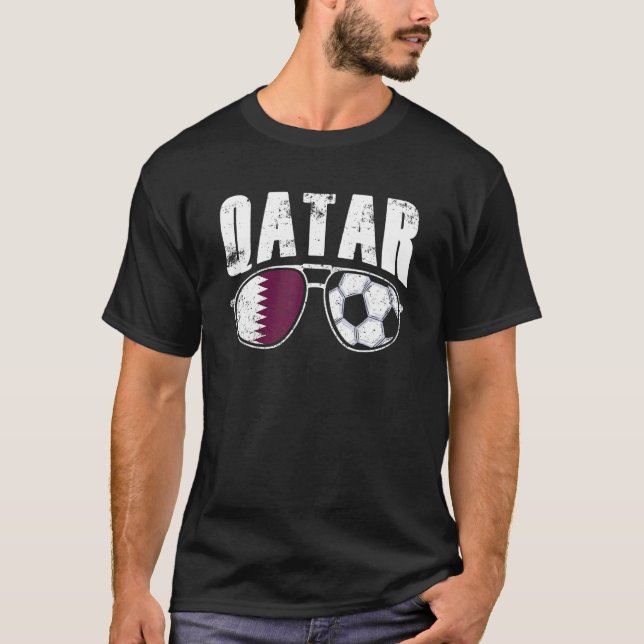 T-shirt Qatar Drapeau Football lunettes de soleil Qataris  (Devant)