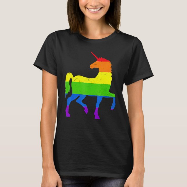 T-shirt Queer Gay Pride Month Rainbow Flag Fantasy Unicorn (Devant)