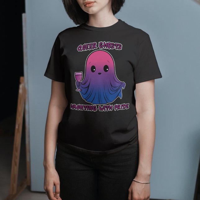 T-shirt Queer Ghosts, fantôme dans les couleurs du drapeau (Créateur téléchargé)