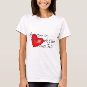 T-shirt Quelqu'un à New York City m'aime