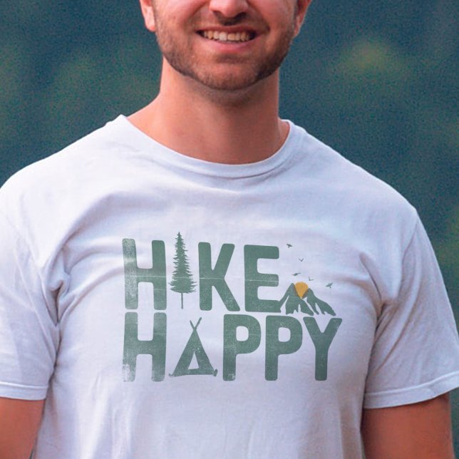 T-shirt Randonnée Happy Camper Hiker Famille de Randonnées (Hike Happy Camper Hiker Hiking Family Personalized T-Shirt)